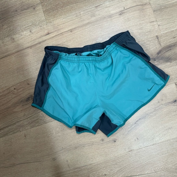Nike Pants - Nike dri fit shorts